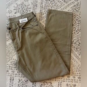 listing-status-banner